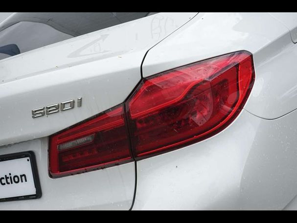 BMW 520i 135 kW image number 22