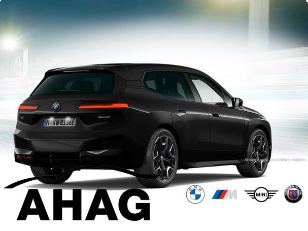 BMW iX xDrive50 385 kW image number 2