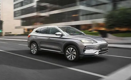 Car image 5