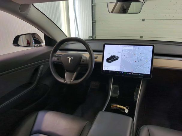 Tesla Model 3 Long Range AWD 258 kW image number 11