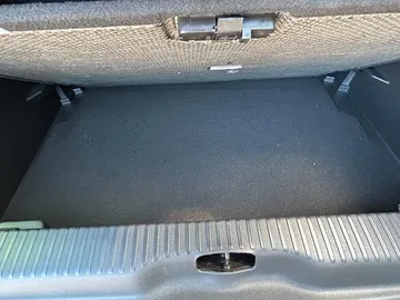 Car image 41