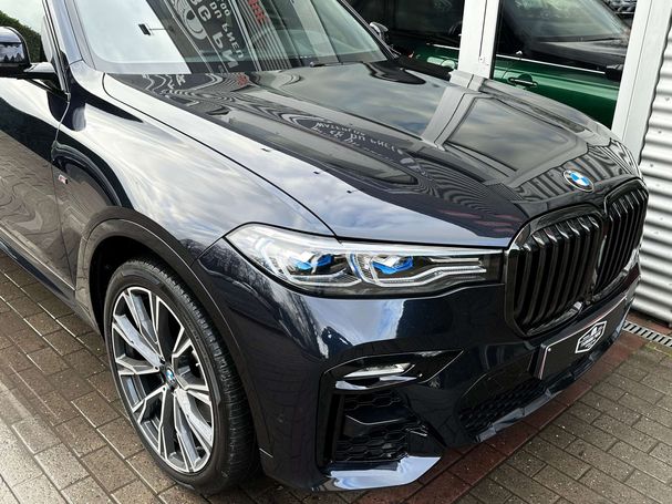 BMW X7 M xDrive 250 kW image number 14