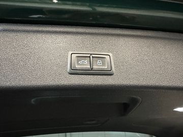 Car image 41