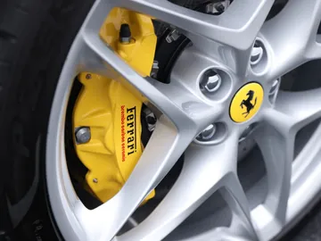 Car image 32