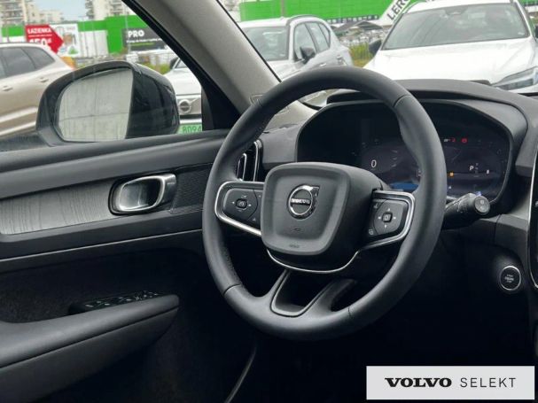 Volvo XC40 120 kW image number 12