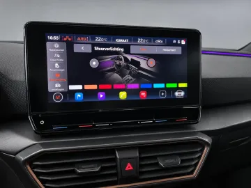 Car image 27