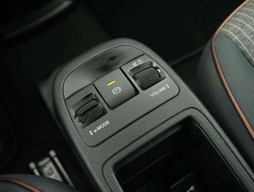 Car image 39