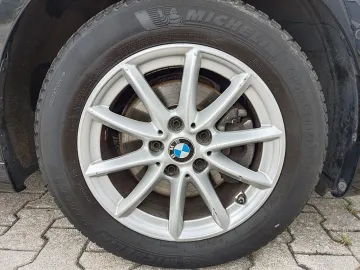 Car image 36