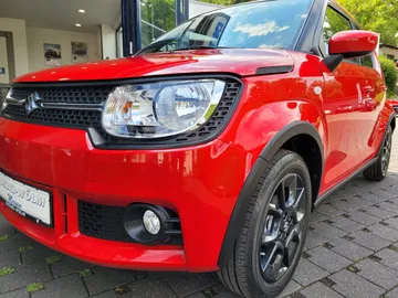 Car image 2