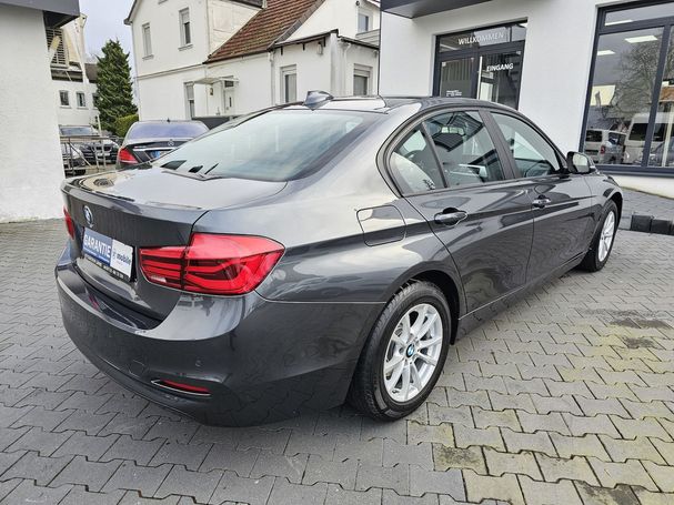 BMW 318i Advantage 100 kW image number 4