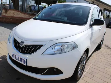 Car image 1