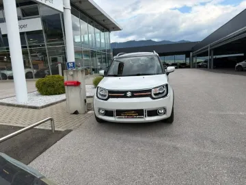 Car image 3