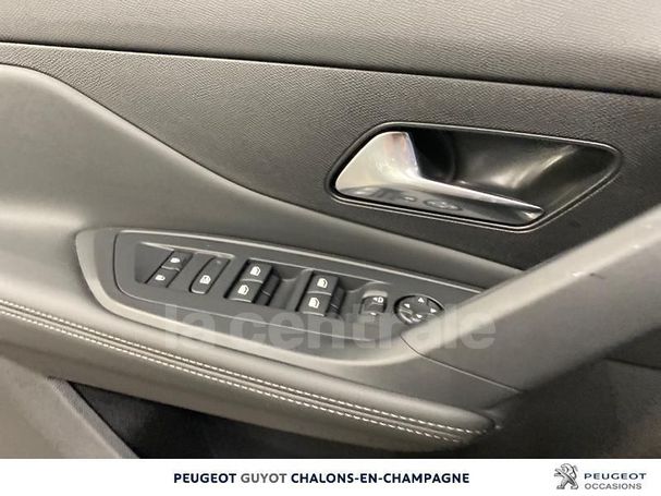 Peugeot 308 180 e-EAT8 133 kW image number 9