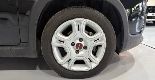 Car image 28