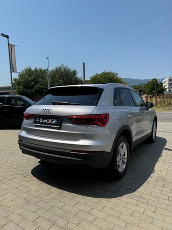 Audi Q3 45 TFSIe S tronic Business 180 kW image number 6