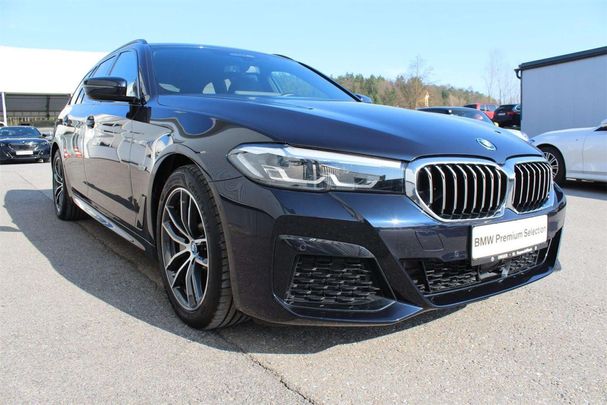 BMW 530 Touring xDrive 215 kW image number 2