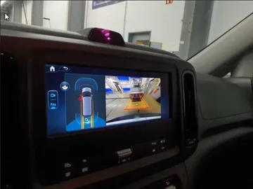 Car image 11