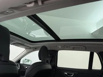 Car image 45