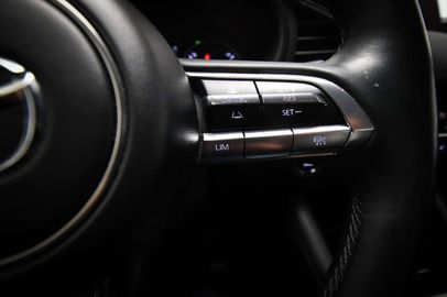 Car image 37