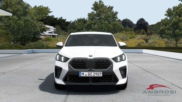 BMW X2 sDrive20i M Pro 125 kW image number 2