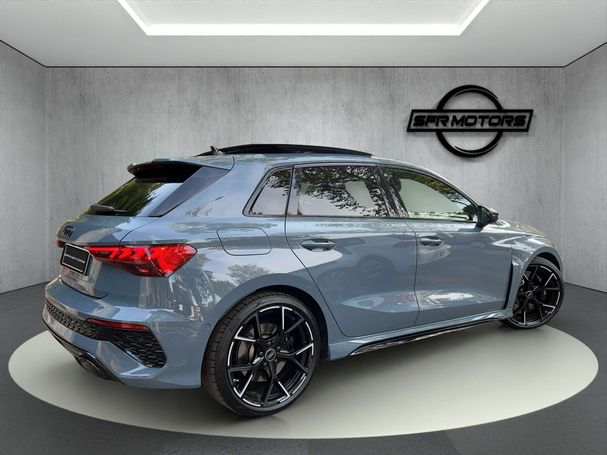 Audi RS3 2.5 quattro Sportback 294 kW image number 4