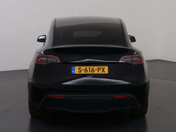 Tesla Model Y Long Range AWD 258 kW image number 4