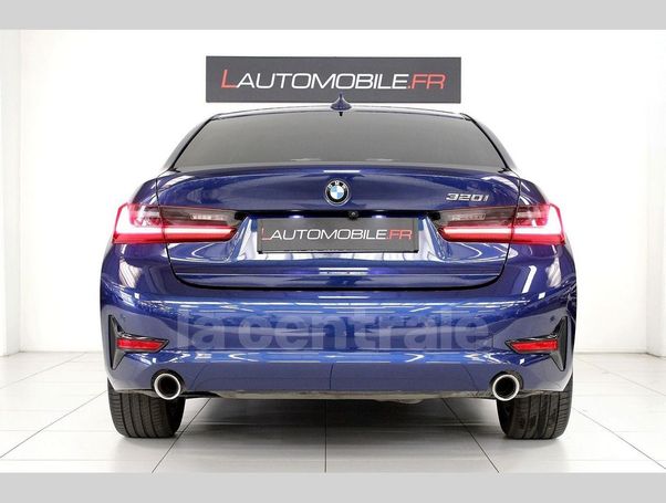 BMW 320i 135 kW image number 4