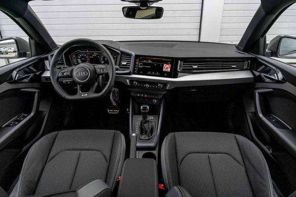 Audi A1 25 TFSI S tronic Sportback 70 kW image number 4