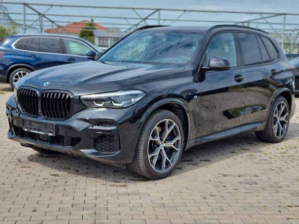 BMW X5 xDrive 250 kW image number 1