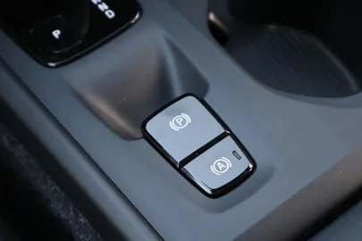 Car image 37