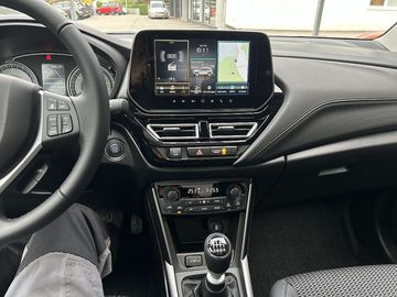 Car image 10