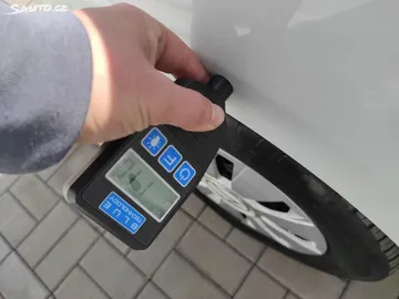 Car image 31