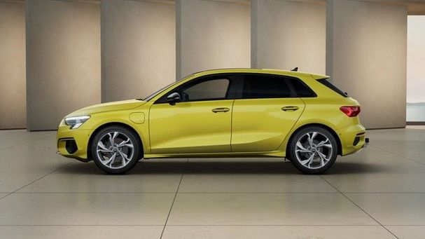 Audi A3 40 TFSIe Sportback Advanced 150 kW image number 3