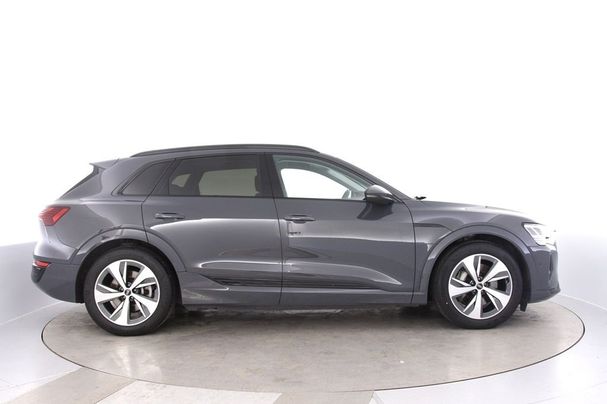 Audi Q8 50 quattro 250 kW image number 6