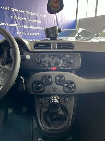 Fiat Panda Cross 1.0 Hybrid City 51 kW image number 9