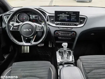 Car image 39