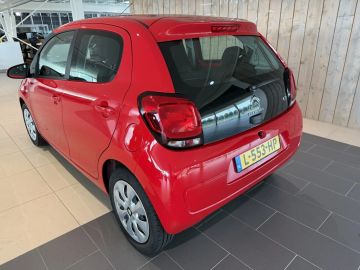 Car image 4