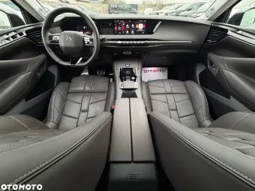 Car image 40