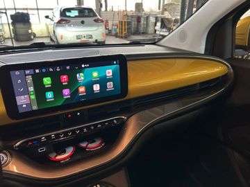 Car image 22