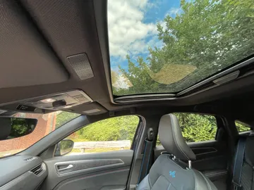 Car image 44