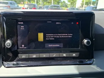 Car image 24
