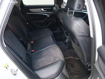 Car image 37