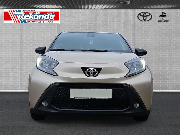 Toyota Aygo X 1.0 53 kW image number 3