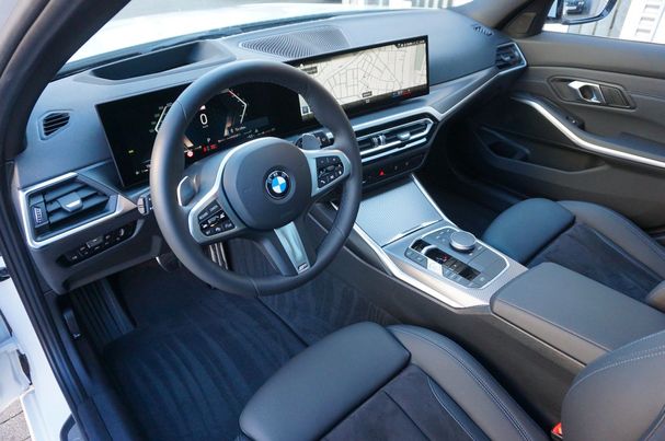 BMW 320d Touring M Sport 140 kW image number 10