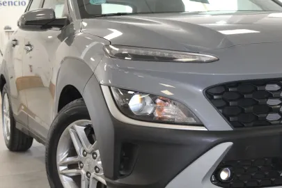 Car image 32
