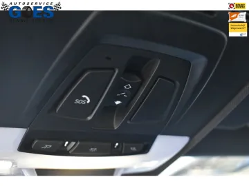 Car image 35