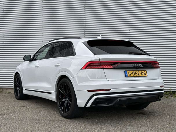 Audi Q8 55 TFSI quattro S-line 280 kW image number 20