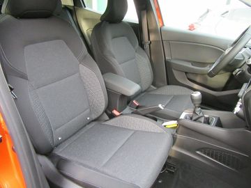 Car image 13