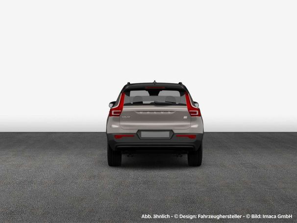 Volvo XC40 B3 Plus Dark DKG 120 kW image number 3