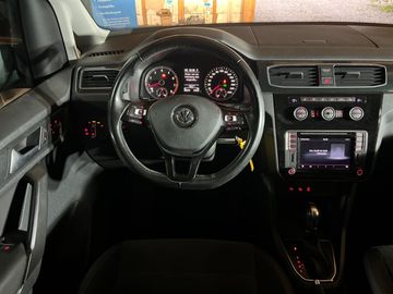 Car image 33